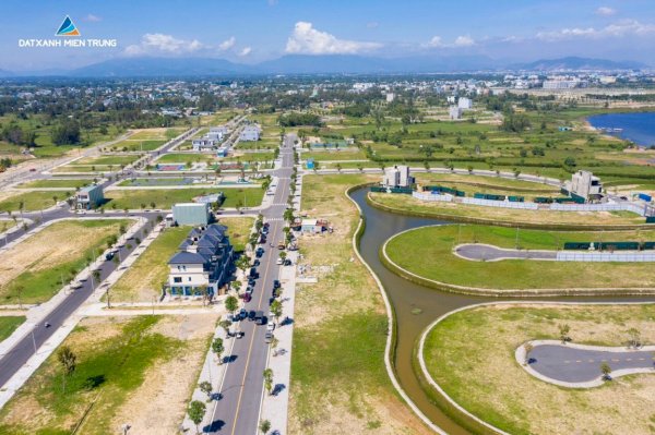 Ngân hàng siết quá, tôi có vài lô đất đã có sổ dự án one world regency cần bán gấp giá 23tr/m2