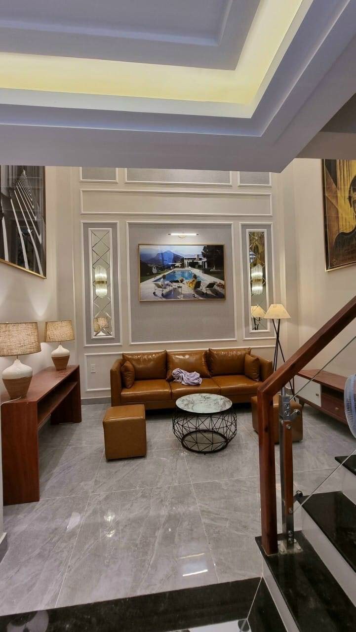 Nhà đẹp, 4 x 12m, chỉ 7 Tỷ 700, hẻm 5m Lưu Nhân Chú, Tân Bình