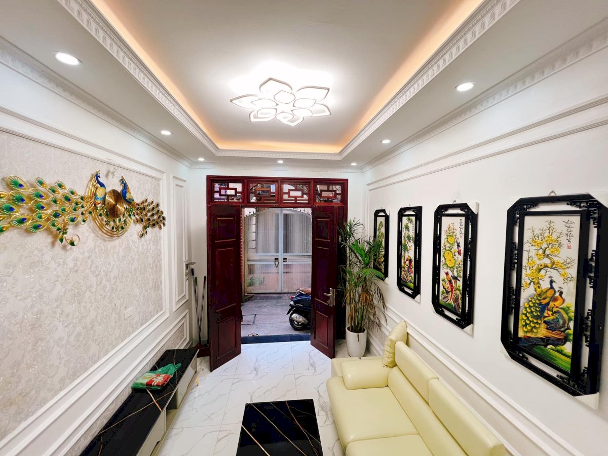 Bán nhà Kim Giang, ô tô cách 15m, nhà đẹp, ngõ gần 3m, 31m2x4t, giá 3,58 tỷ