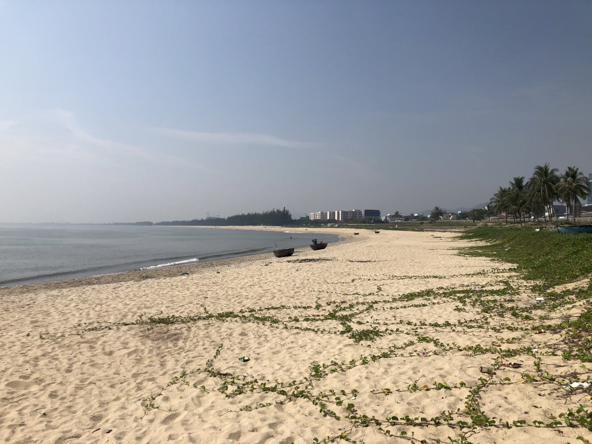 Cần bán đất giáp biển Lăng Cô, Huế.