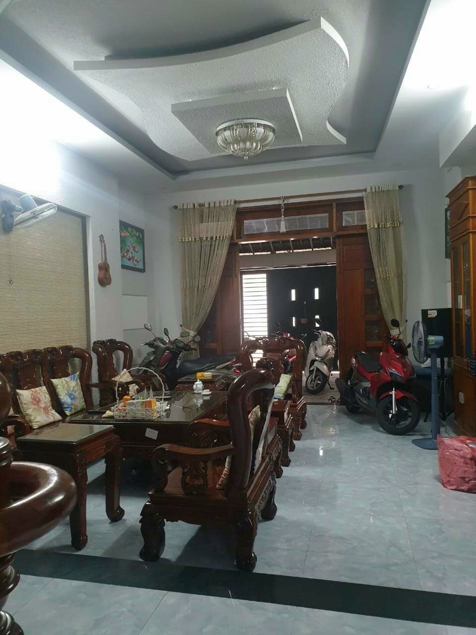 Nhà kiên cố, Dương Văn Dương, 3 lầu, 4 x 13.5m, 5.9 tỷ, Tân Phú