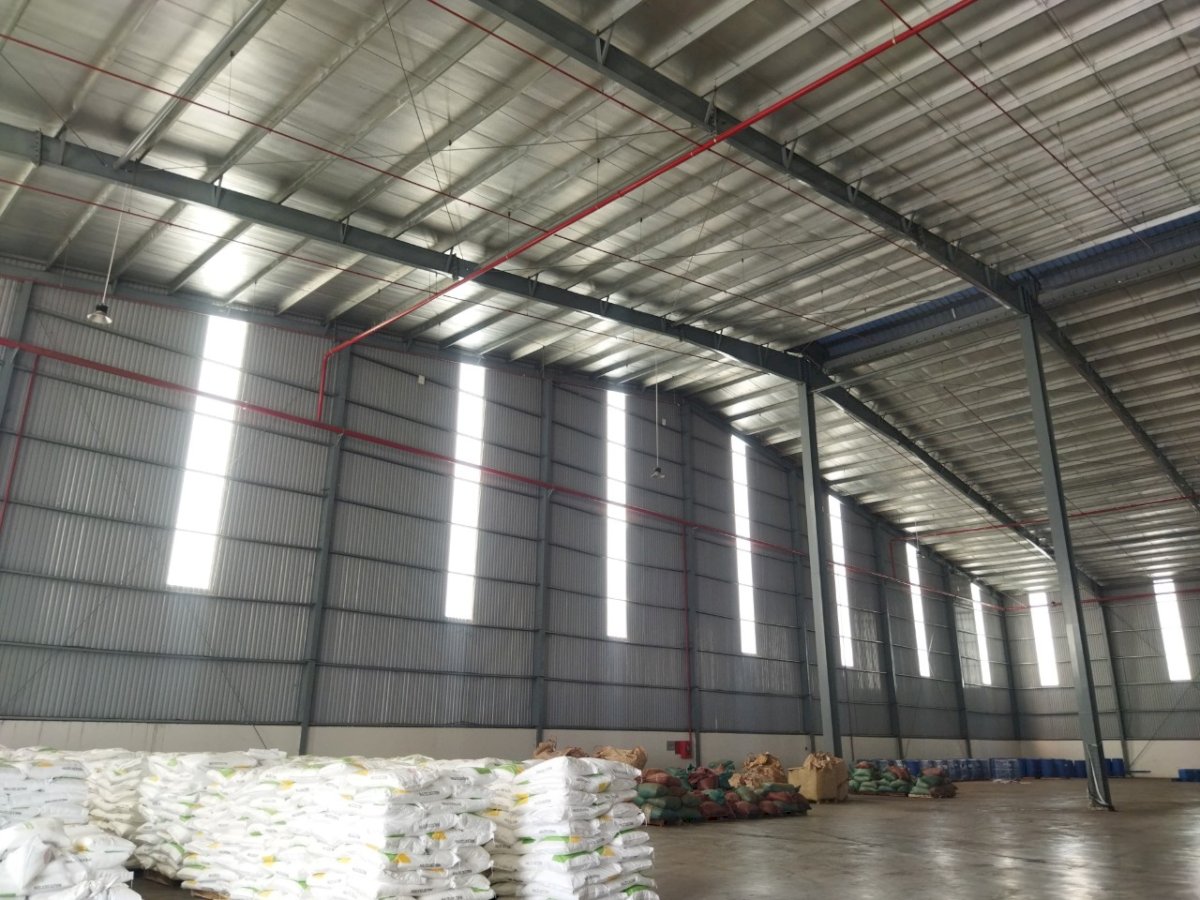 Cho thuê kho xưởng 10.000m2 trong KCN VSip II, Tân Uyên, tỉnh Bình Dương