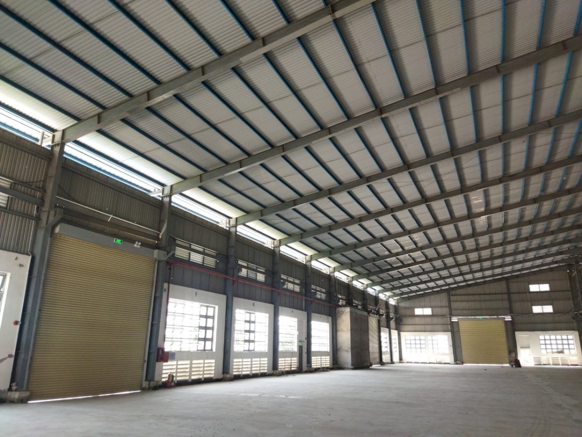 Cho thuê kho xưởng 12.800m2 mặt tiền đường tại xã Lương Hòa, huyện Bến Lức, tỉnh Long An