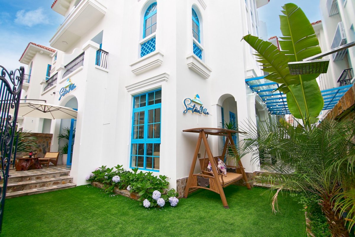 Villa được thiết kế theo phong cách Indochine hướng đến vẻ đẹp hoài cổ Đông Dương