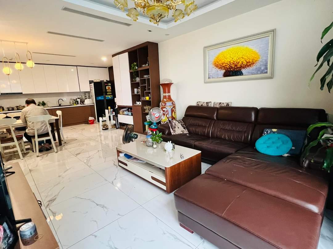 Chính chủ cần bán gấp căn hộ chung cư cao cấp Sunshine City tòa S3 - 115m²