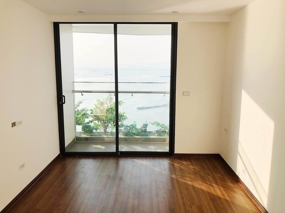 Bán căn hộ 3 Phòng ngủ ô góc view biển tại chung cư Green Diamond Yết Kiêu, Hạ Long