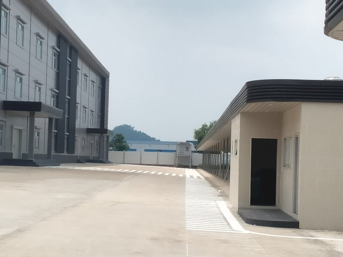 Cho thuê nhà xưởng tiêu chuẩn DT từ 5.000m2, đến 5ha tại KCN Đồng Văn, full tiện ích, giá 60k/m2.