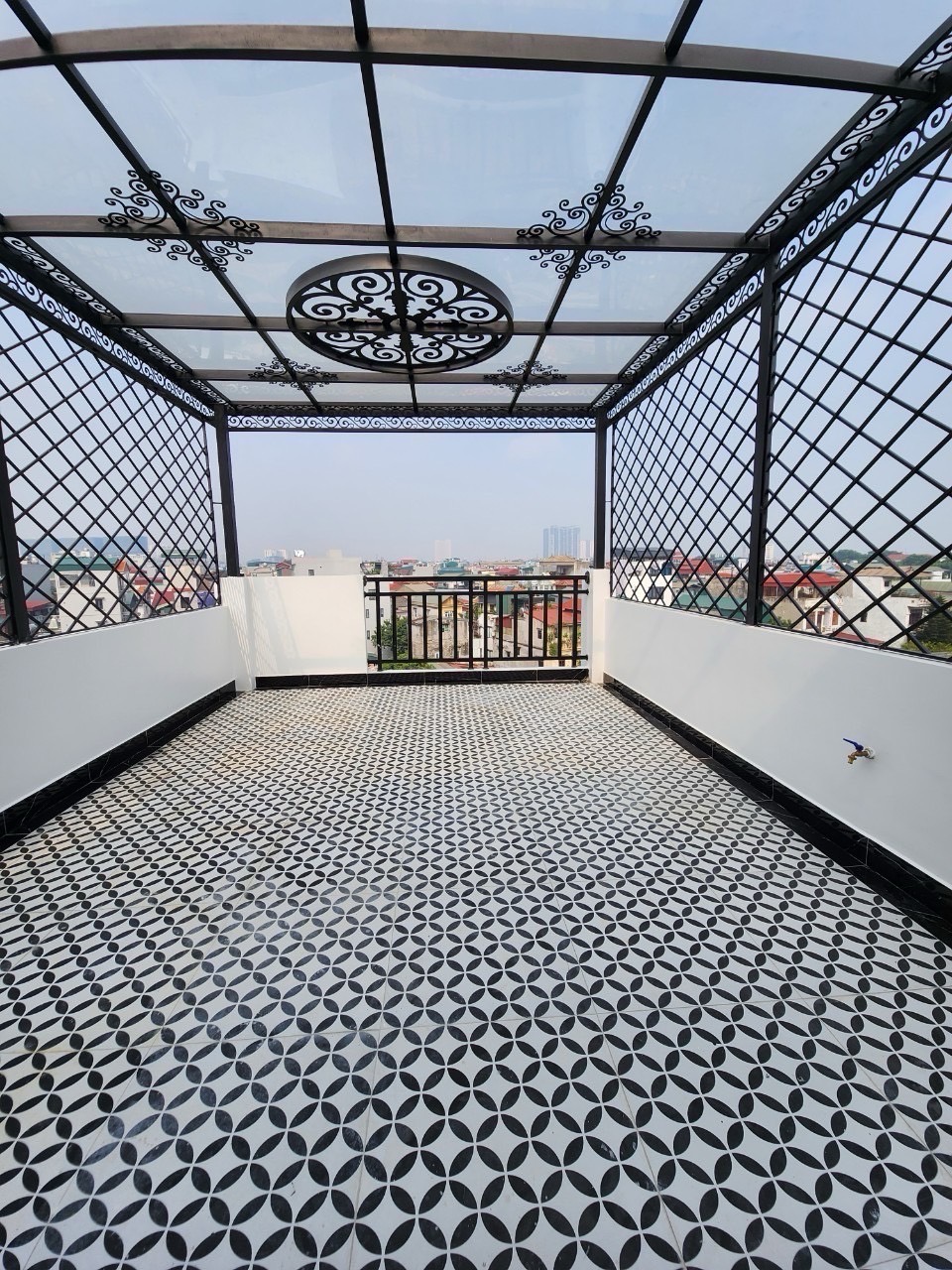 Nhà đẹp Ngô Gia Tự, Long Biên, 50m x 6 tầng thang máy, kinh doanh 11 tỷ