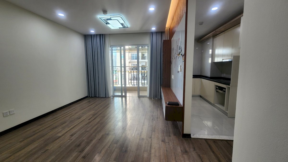 Chính chủ bán gấp căn hộ 812 Hòa Bình Green City, Minh Khai, Hà Nội