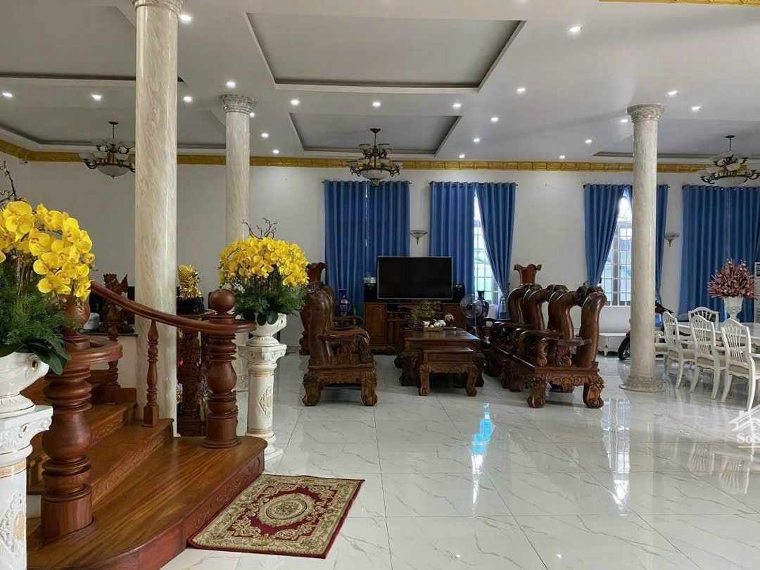 Giảm thêm 5 tỷ , Bán Biệt Thự ,1300m2 ,đường Thủ Khoa Huân , QL13 gần Aeon BÌNH DƯƠNG, Giá chỉ 16tr m2 , Lh 0939208616