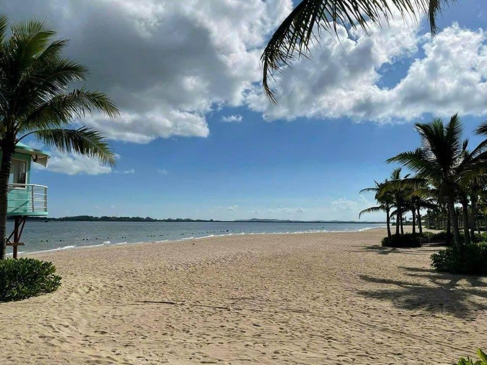 Bán Căn Hộ 1PN tòa ALACARTE HẠ LONG BAY. Trước mặt là bãi tắm siêu đẹp tại trung tâm Bãi Cháy.