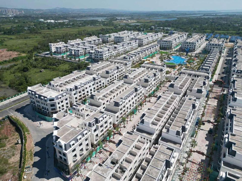 Mở bán khu đô thị nghỉ dưỡng đầu tiên tại Vinhomes Golden Avenue tại TP cửa khẩu sầm uất bậc nhất Miền Bắc. Giá chỉ từ 4,x tỷ.