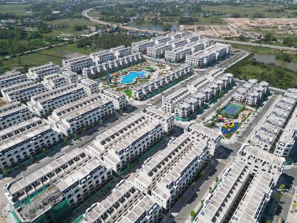 Mở bán khu đô thị nghỉ dưỡng đầu tiên tại Vinhomes Golden Avenue tại TP cửa khẩu sầm uất bậc nhất Miền Bắc. Giá chỉ từ 4,x tỷ.