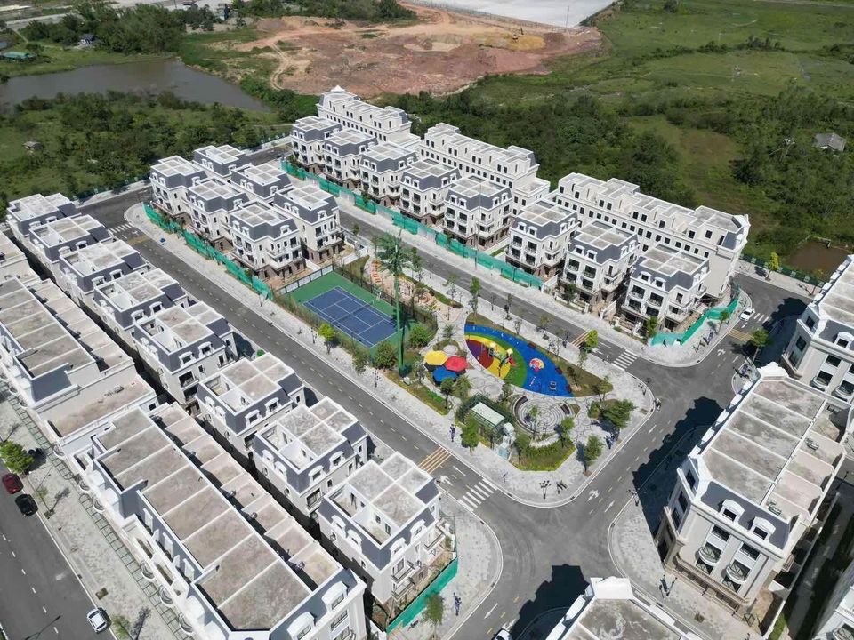 Suất ngoại giao Liền kề Vinhomes Móng Cái Golden Avenue, hỗ trợ ngân hàng: 3 năm không lãi, 4 năm không lo gốc.