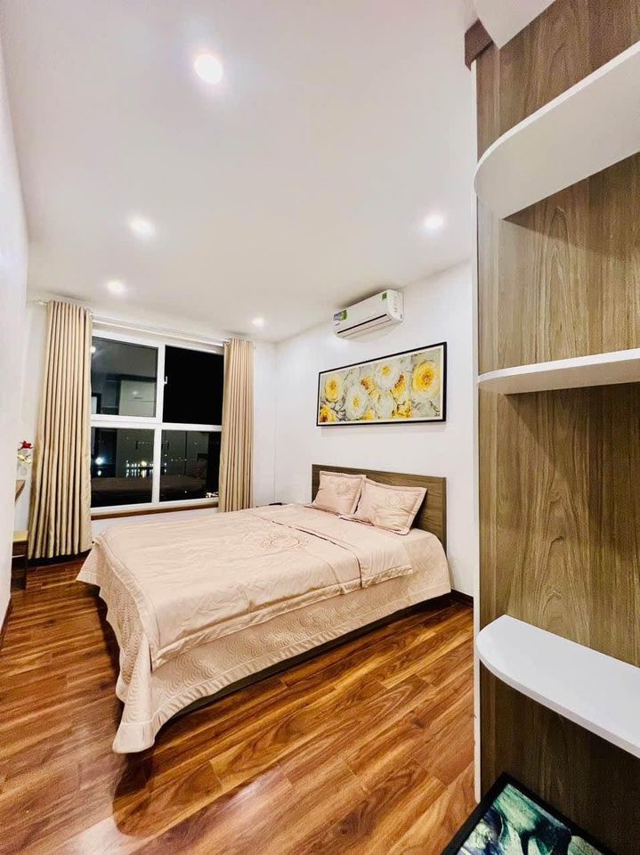 Cần bán căn hộ 2Pn 72,6m2 view chính Biển Toà Newlife trung tâm Bãi Cháy, Hạ Long.