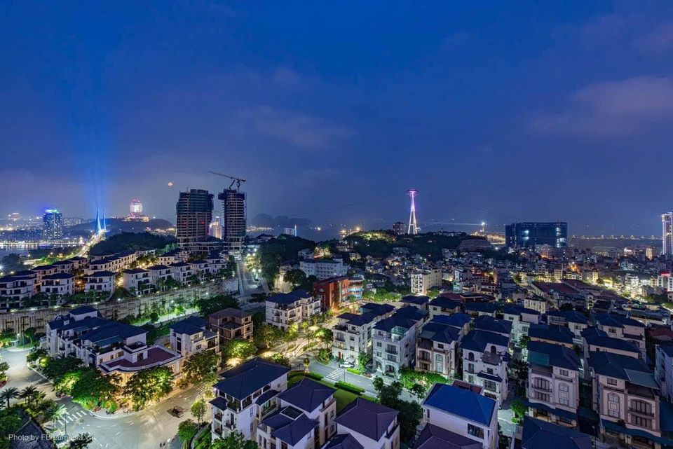 Chính chủ bán căn Penthouse 3PN 127m2 view Sunworld Biển tại Beverly Hill Resort Bãi Cháy, Hạ Long.