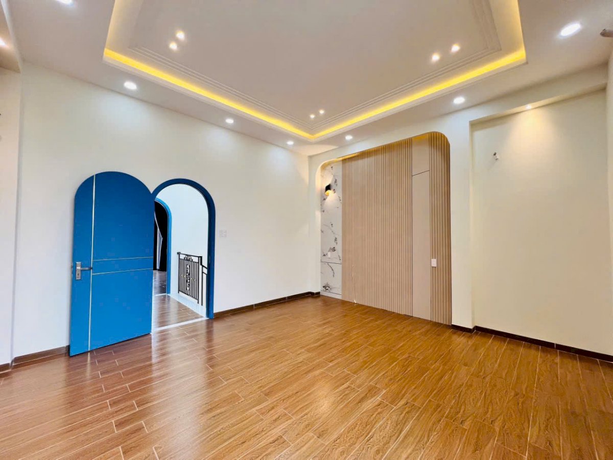 Nhà hẻm đep xã Tân Thạnh Đông, Củ Chi dt 100m2 1 lầu 3pn 3wc giá 3,75 tỷ