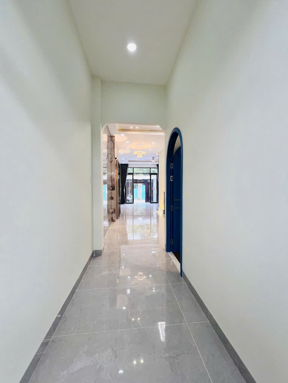 Nhà hẻm đep xã Tân Thạnh Đông, Củ Chi dt 100m2 1 lầu 3pn 3wc giá 3,75 tỷ