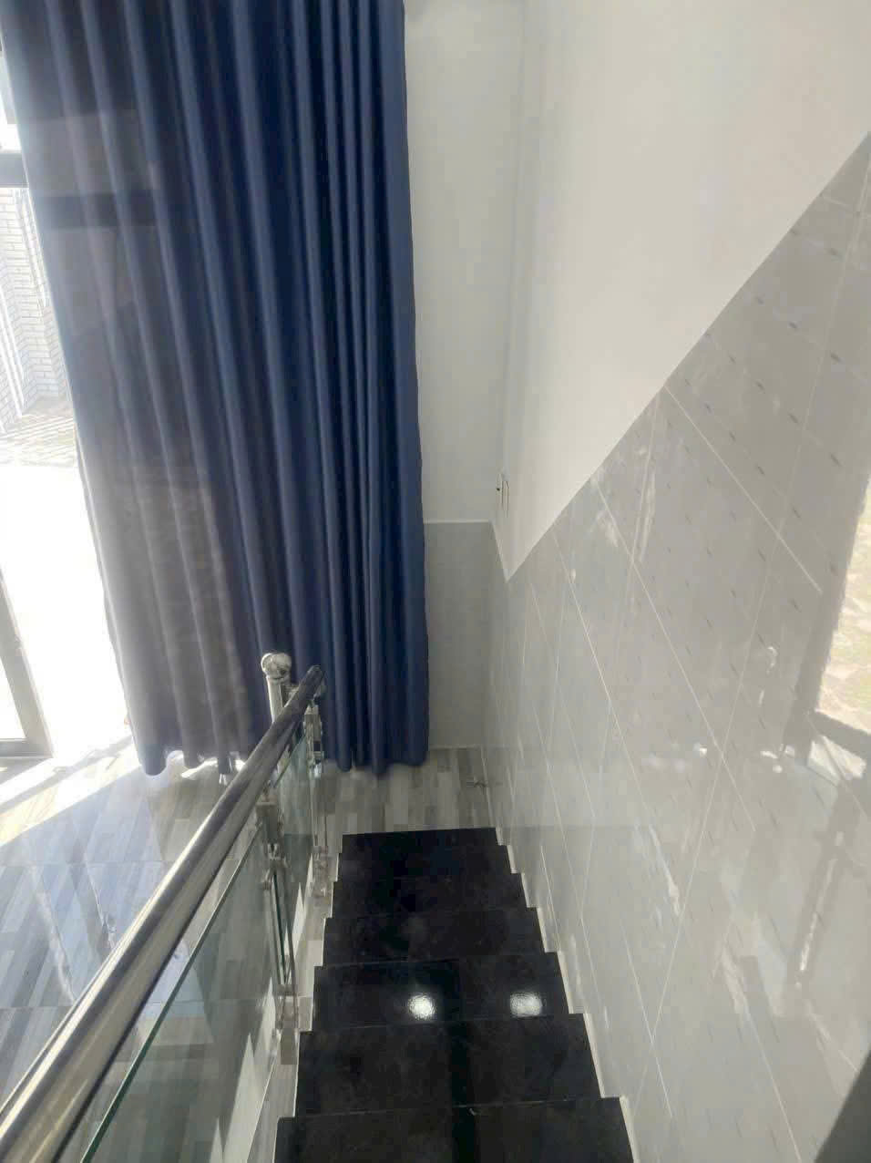Nhà hẻm mới xây xã Phước Lâm , Cần Giuộc dt 48m2 đất lúa 1 lầu 3pn 1wc giá 900tr