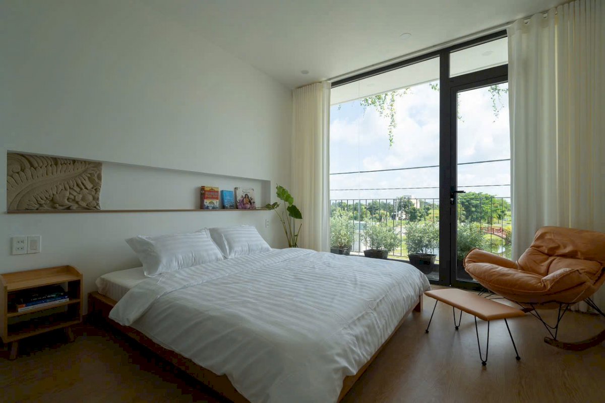 Nhà 2 mặt tiền, view công viên , xã Mỹ Hạnh Bắc, Đức Hòa , dt 72m2 2 lầu 3pn 3wc giá 3,6 tỷ