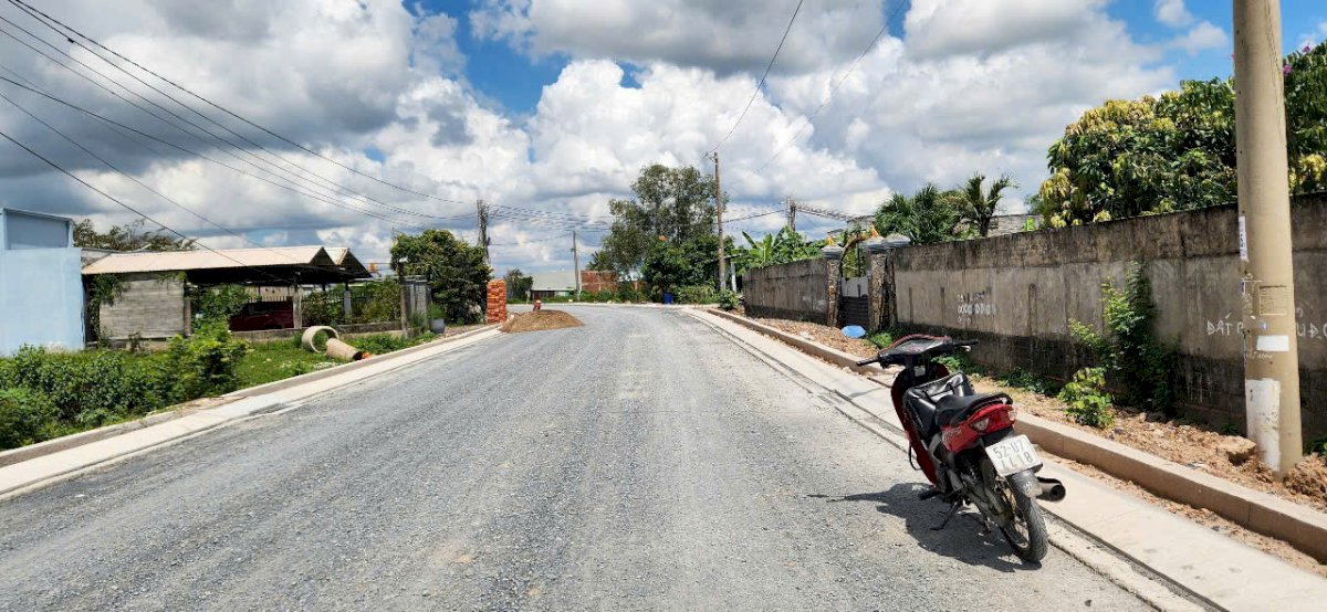 3428m2 đất thổ thị trấn Đức Hòa giá 41,2 tỷ