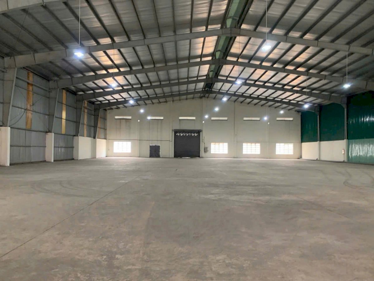 Cho thuê xưởng Bà Điểm, Hóc Môn tổng dt 3000m2 giá 140tr / tháng