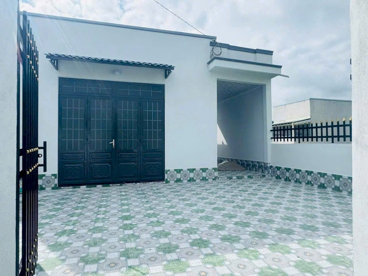 Nhà hẻm xã Mỹ Lộc , Cần Giuộc dt 203m2 2pn 2wc giá 1,75 tỷ