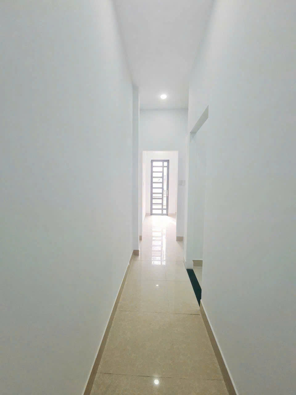Nhà mới đ/c hẻm Trương Phước Phan , Bình Trị Đông dt 40m2 1 lầu 2pn 2wc giá 4,25 tỷ