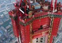 Cỗ máy giúp xây dựng những tòa nhà chọc trời của Trung Quốc