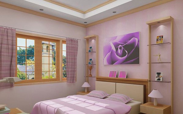 Phòng ngủ tông hồng tím, có giường, rèm cửa sổ, kệ và tranh treo tường