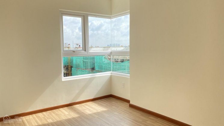 Chính chủ cần bán 02 căn Diamond lầu 8, block C view công viên, block B view Bình Phú. Giá 2tỷ LH ạ