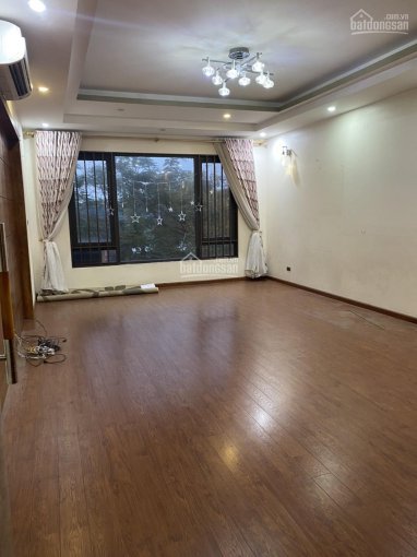 Cho thuê nhà 4,5 tầng, 100m2 mặt đường Phúc Lợi (cạnh chung cư Ruby City 2), Long Biên, Hà Nội