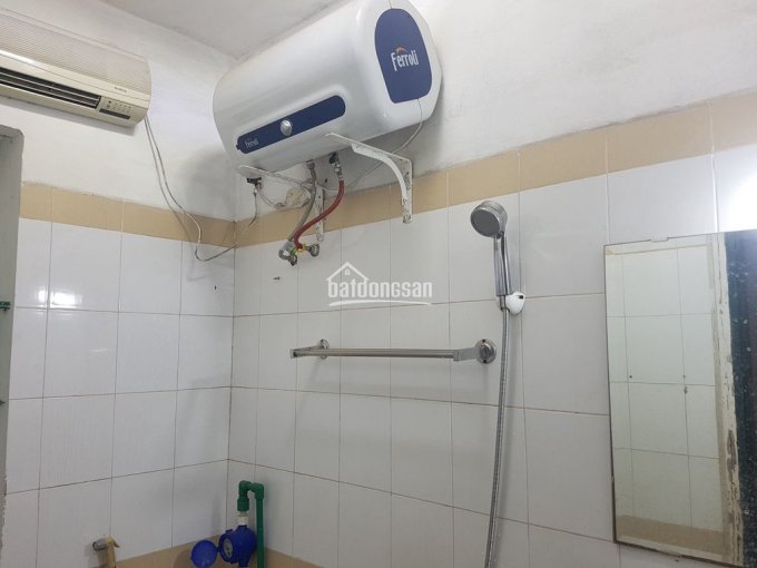 Cho thuê tầng 2, DT 50m2, độc lập khép kín