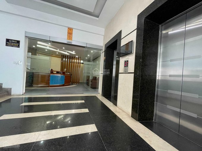 Cho thuê văn phòng tại tòa Đại Phát Building số 82 Duy Tân - Cầu Giấy. DT cắt linh hoạt từ 70m2