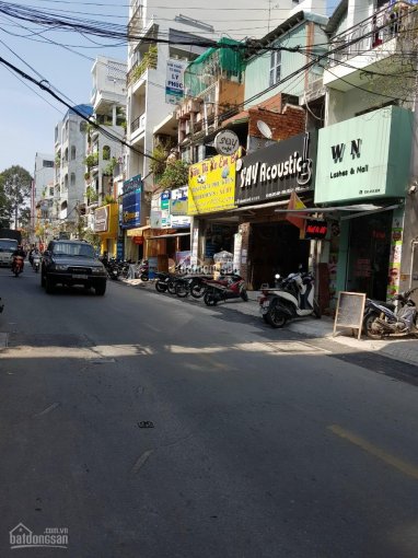 Cho thuê nhà 1 trệt 1 lửng 3 lầu mặt tiền đường Trần Minh Quyền, Q10