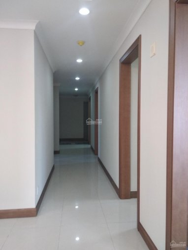 Cần bán nhanh căn hộ chung cư 128-150m2, 3PN, view đẹp, hướng mát, giá tốt nhất TT, LH 0985302497