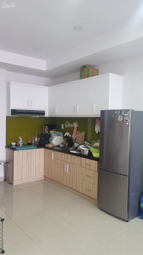 Bán căn hộ ngã tư 4 xã 82m2, 3PN, 2 WC, sổ hồng riêng, 2,25 tỷ. LH 0931324095