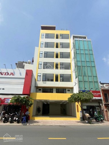 Chính chủ cho thuê tòa nhà 700m2 sàn mặt tiền Nguyễn Gia Trí (D2 cũ)