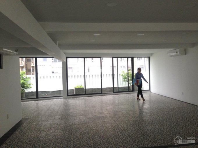Cho thuê văn phòng Saigon Pearl 140m2 - 60tr sàn văn phòng hoàn thiện trống suốt đẹp nhất khu vực