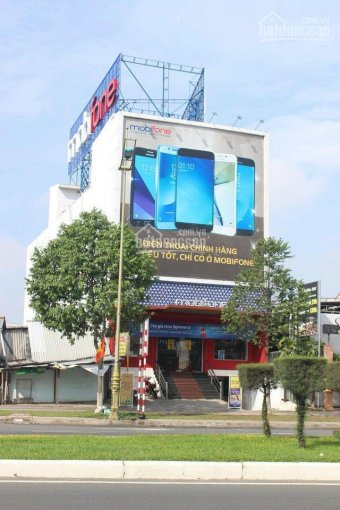 Cho thuê tòa nhà làm VP mặt tiền ngang 10m đường Võ Văn Kiệt giá 70 triệu/tháng