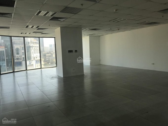 Cho thuê VP tại mặt phố Trung Kính lớn diện tích 100 - 200m2 giá thuê chỉ 200ng/m2/th tòa building