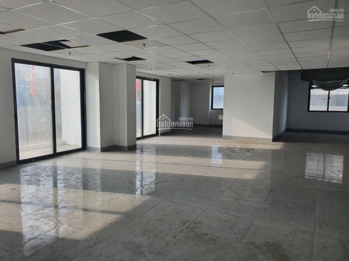 Cho thuê 500m2 sàn tầng 3 tòa nhà 30 tầng đường Trần Hưng Đạo, Hạ Long