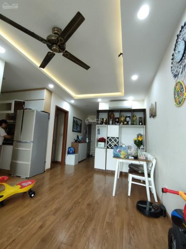 Bán căn 2 ngủ tòa Gemek 2, view Vin Smart City, nhà để lại toàn bộ nội thất xịn hàng Nhật nội địa