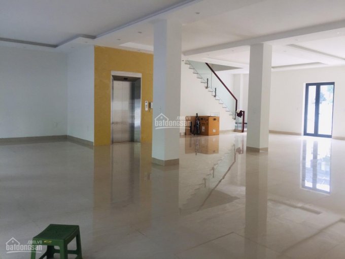 Cho thuê 3 căn liền kề Mon Bay Hạ Long thông sàn 270m2, 5,5 tầng