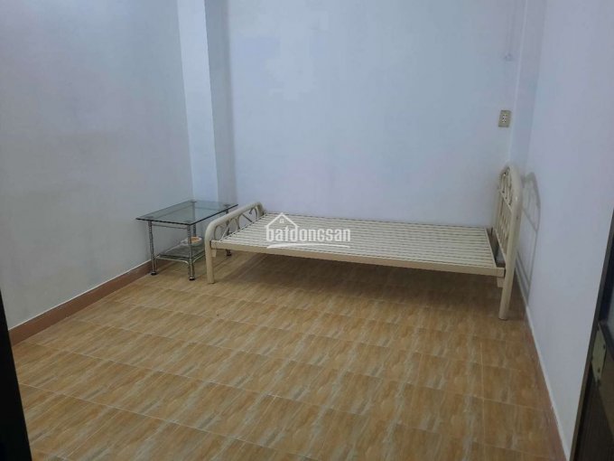 Phòng trọ nữ 30m2 đường Lê Hồng Phong