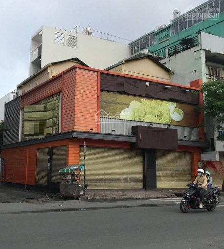 Nhà nguyên căn giá tốt Quận 1 ngay vòng xoay Trần Hưng Đạo, Quận 1