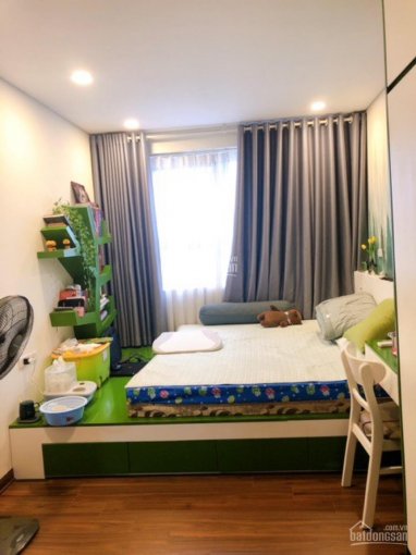 Gia đình cần bán căn hộ 3 ngủ tòa B Vinaconex 2 mặt đường Nguyễn Xiển