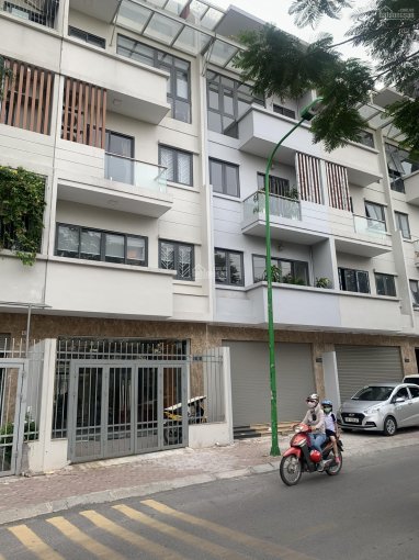 Cho thuê shophouse gần Nam Đô Complex 609 Trương Định, 5 tầng hoàn thiện, 25 triệu/tháng