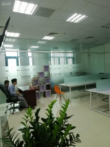 Chính chủ cho thuê văn phòng 200m2 giá chỉ 140k/m2/th tại Quang Trung, Hà Đông, setup đầy đủ