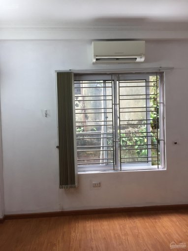 Cho thuê phòng 150 Phó Đức Chính gần toà EVN, gần phố cổ, 35m2, không chung chủ, nhà mới khép kín